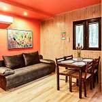 1 Bedroom Lovely In * Łazy