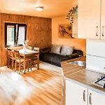 1 Bedroom Gorgeous In Semesterbostad *