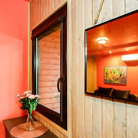 Prázdninový dům 1 Bedroom Lovely In *