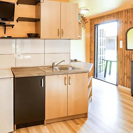 1 Bedroom Lovely In * Łazy