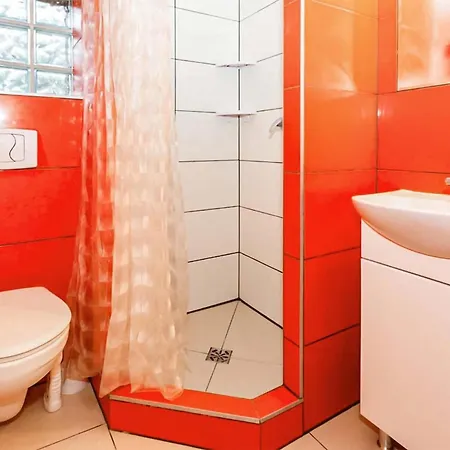 Casa de Férias 1 Bedroom Lovely In