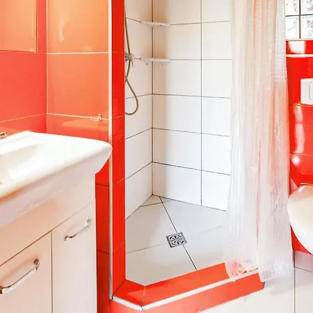 Casa de Férias 1 Bedroom Lovely In *