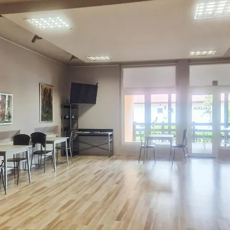 1 Bedroom Lovely In * Łazy