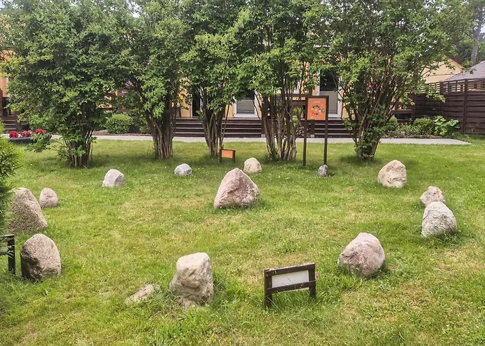 Prázdninový dům 1 Bedroom Lovely In Łazy