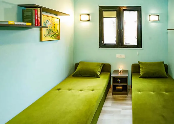 1 Bedroom Lovely In Prázdninový dům *